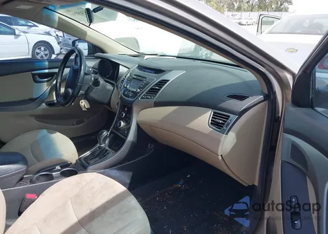 2016 Hyundai Elantra Value Edition z USA, uszkodzony, nr VIN 5NPDH4AE1GH676417